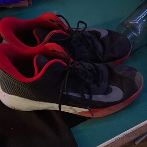 NIKE SHOES JUST NEED TO BE CLEANED PRETTY MUCH BRAND NEW PLAY A 1 GAME WITH THEM